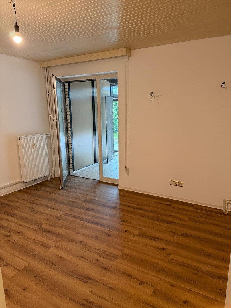 Prenájom bytu 4-izbový 166 m², Uferallee 16, Bad Bevensen, Dolné Sasko Prenájom bytu 4-izbový 166 m², Uferallee 16, Bad Bevensen, Dolné Sasko
