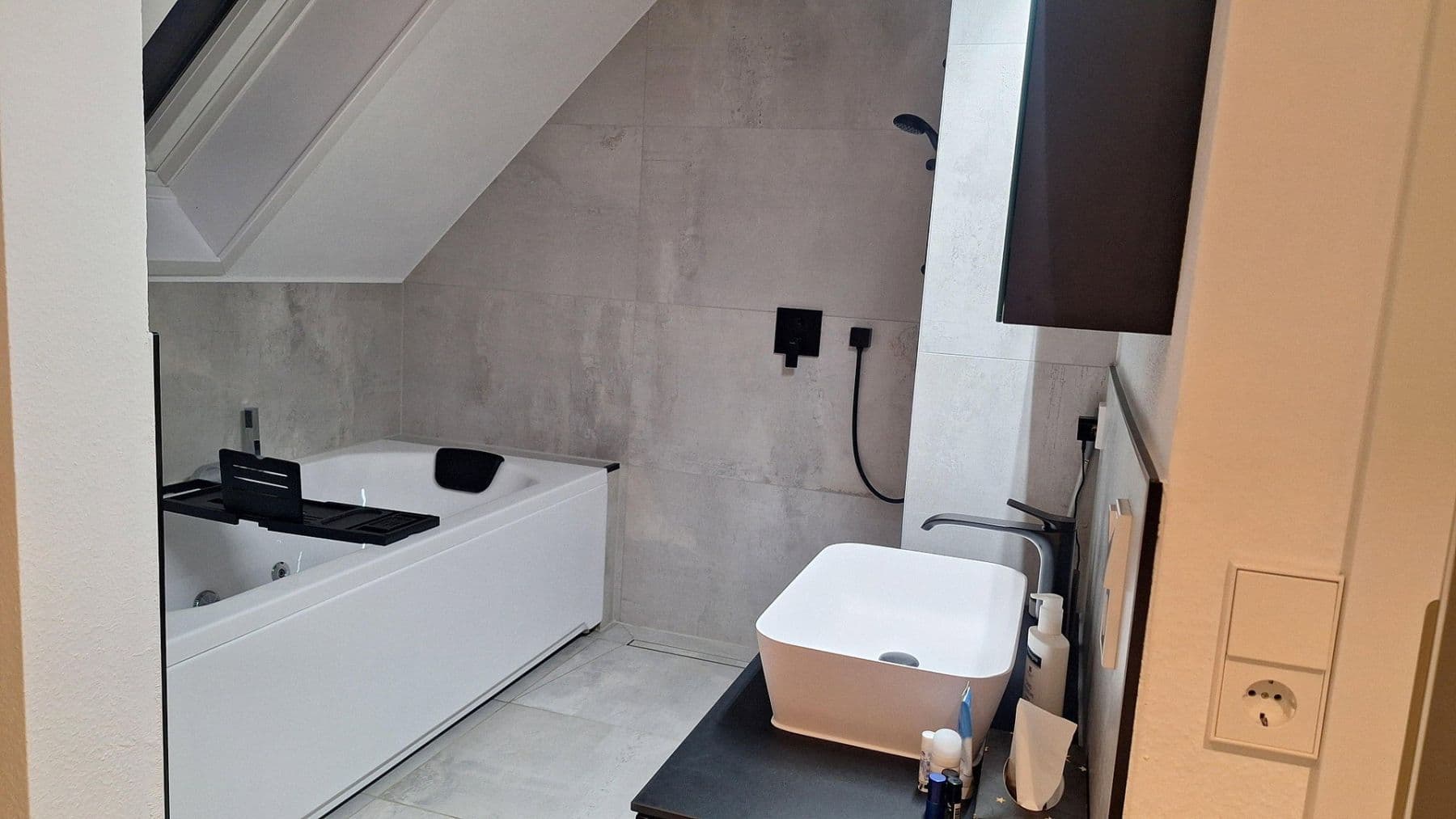 Predaj bytu 4-izbový 98 m², Gartenstrasse 17, Wernau (Neckar), Bádensko-Wurttembersko Predaj bytu 4-izbový 98 m², Gartenstrasse 17, Wernau (Neckar), Bádensko-Wurttembersko
