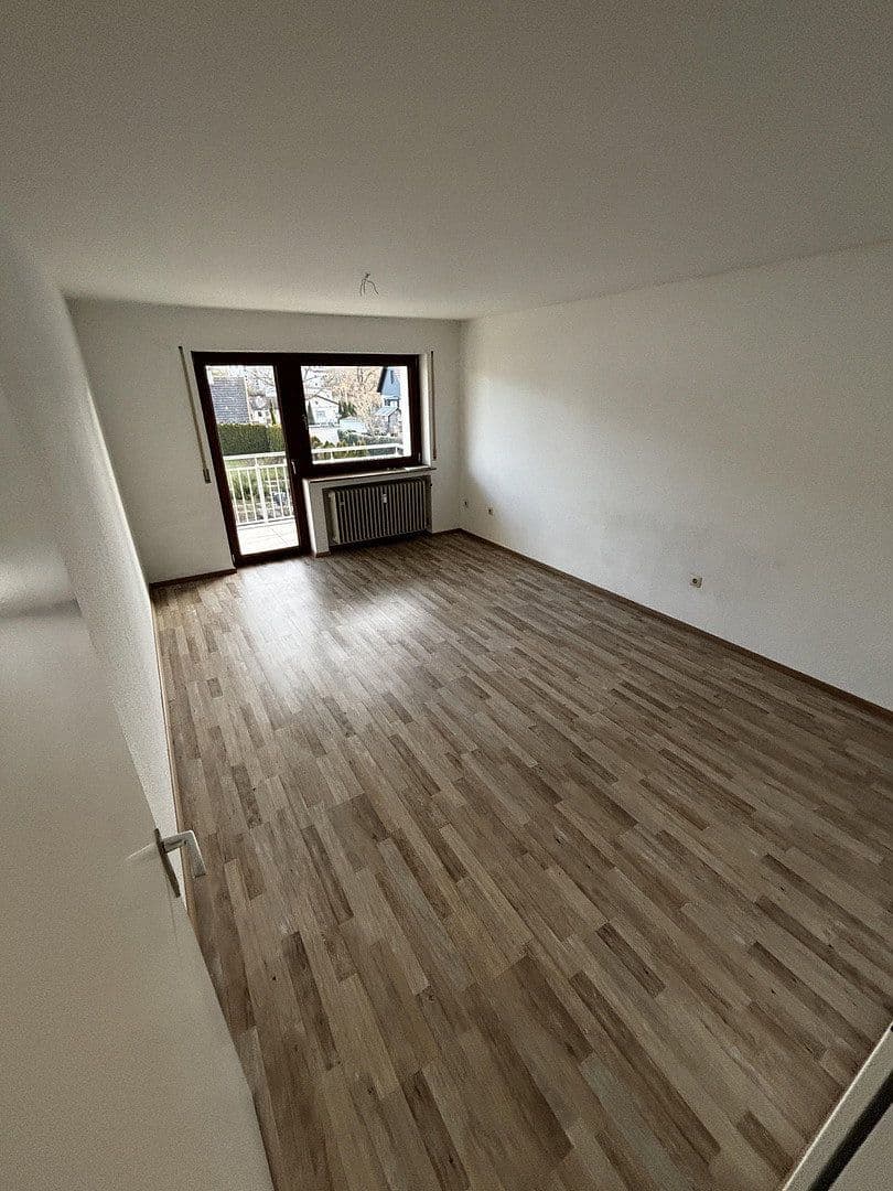 Prenájom bytu 3-izbový 120 m², Gänsweg 4, Neu-Ulm, Bavorsko Prenájom bytu 3-izbový 120 m², Gänsweg 4, Neu-Ulm, Bavorsko