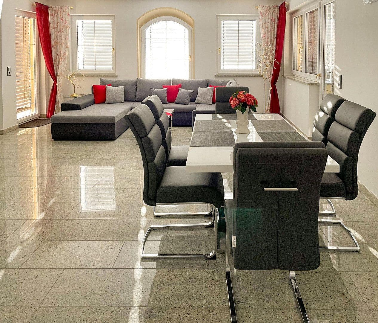 Prenájom bytu 3-izbový 110 m², Hermagor, Korutánsko Prenájom bytu 3-izbový 110 m², Hermagor, Korutánsko