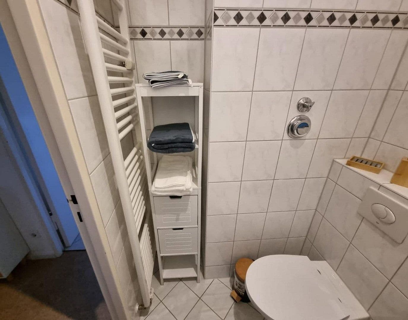 Prenájom bytu 1-izbový 53 m², Berlin, Berlín Prenájom bytu 1-izbový 53 m², Berlin, Berlín