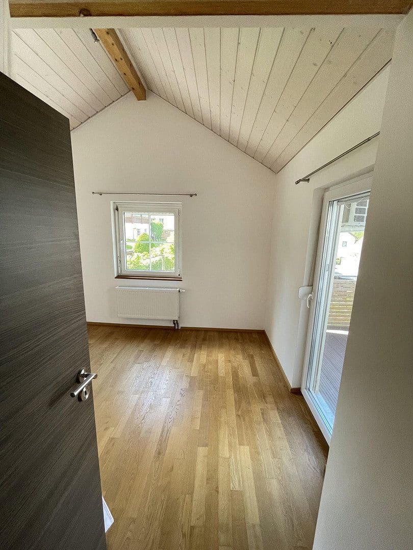 Predaj domu 147 m², pozemok 367 m², Wernau (Neckar), Bádensko-Wurttembersko Predaj domu 147 m², pozemok 367 m², Wernau (Neckar), Bádensko-Wurttembersko