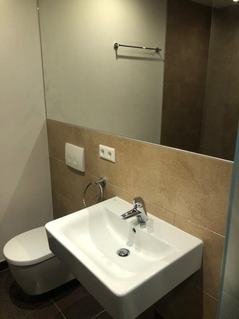 Prenájom bytu 1-izbový 32 m², Schillerstr.41, München, Bavorsko Prenájom bytu 1-izbový 32 m², Schillerstr.41, München, Bavorsko