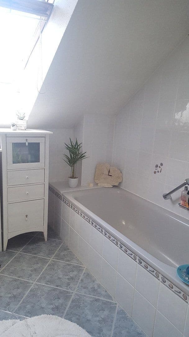 Predaj domu 135 m², pozemok 256 m², Zugspitzstraße, Dasing, Bavorsko Predaj domu 135 m², pozemok 256 m², Zugspitzstraße, Dasing, Bavorsko