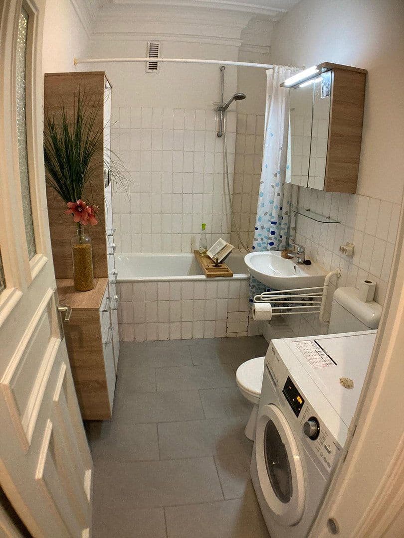 Prenájom bytu 3-izbový 71 m², Hamburg, Hamburg Prenájom bytu 3-izbový 71 m², Hamburg, Hamburg