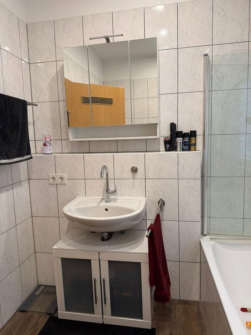 Prenájom bytu 2-izbový 70 m², Friedrich-Ebert-Str. 33, Worms, Porýnie-Falcko Prenájom bytu 2-izbový 70 m², Friedrich-Ebert-Str. 33, Worms, Porýnie-Falcko