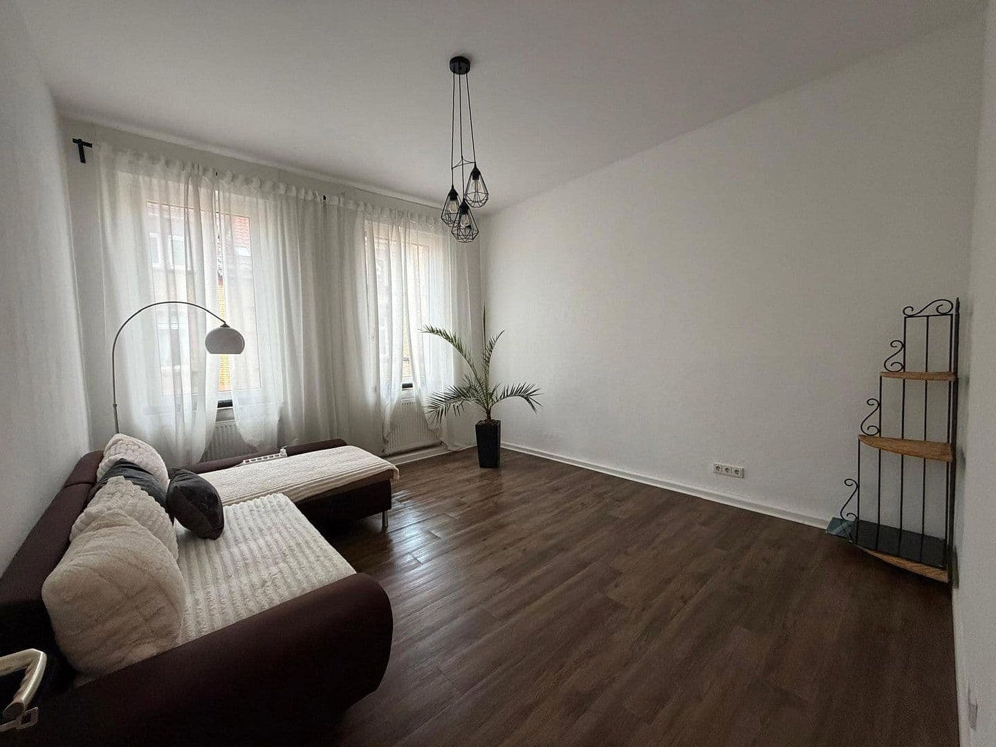 Prenájom bytu 2-izbový 70 m², Friedrich-Ebert-Str. 33, Worms, Porýnie-Falcko Prenájom bytu 2-izbový 70 m², Friedrich-Ebert-Str. 33, Worms, Porýnie-Falcko