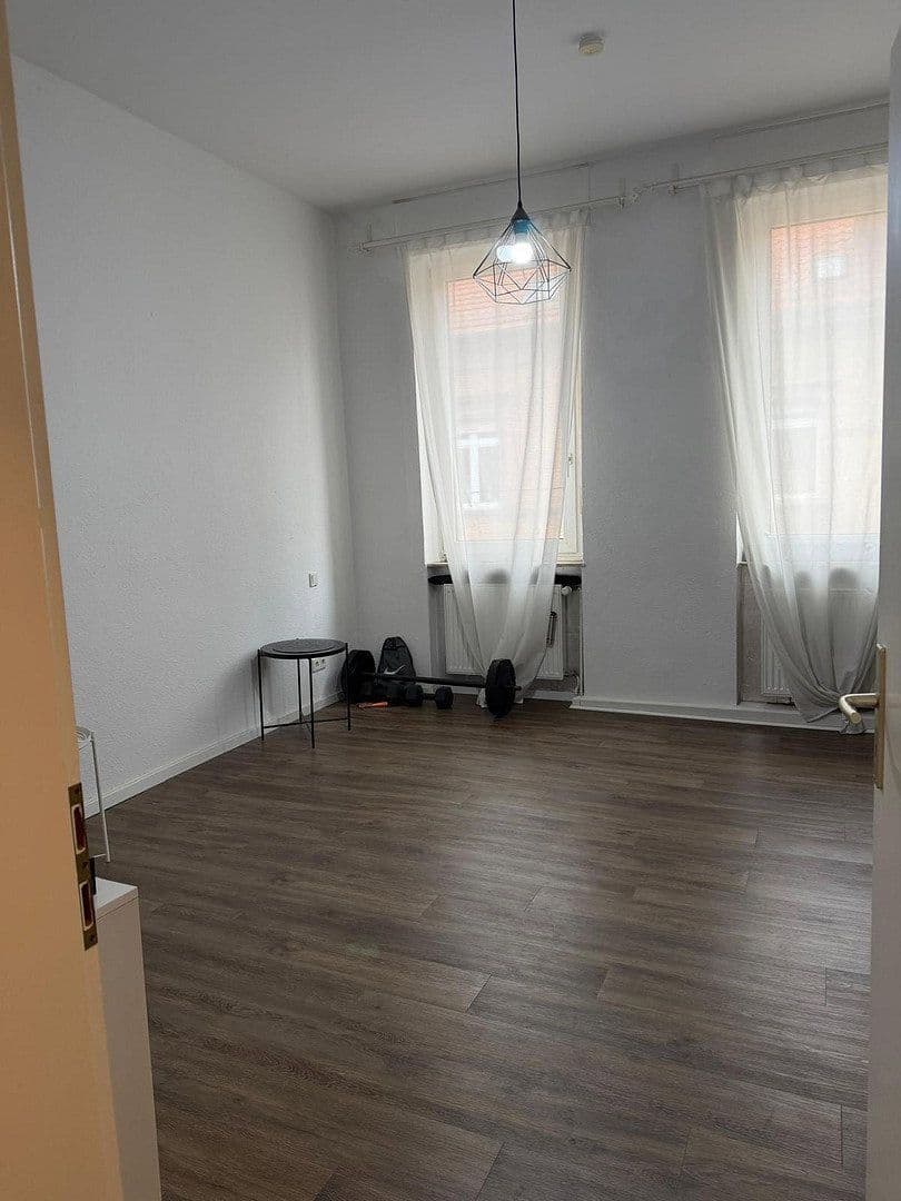 Prenájom bytu 2-izbový 70 m², Friedrich-Ebert-Str. 33, Worms, Porýnie-Falcko Prenájom bytu 2-izbový 70 m², Friedrich-Ebert-Str. 33, Worms, Porýnie-Falcko