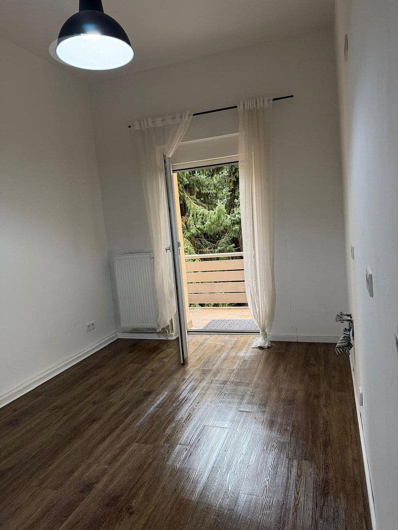 Prenájom bytu 2-izbový 70 m², Friedrich-Ebert-Str. 33, Worms, Porýnie-Falcko Prenájom bytu 2-izbový 70 m², Friedrich-Ebert-Str. 33, Worms, Porýnie-Falcko