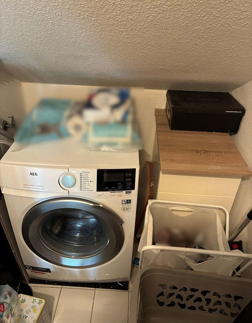 Prenájom bytu 2-izbový 64 m², Monschauer Str.17, Bonn, Severné Porýnie - Westfálsko Prenájom bytu 2-izbový 64 m², Monschauer Str.17, Bonn, Severné Porýnie - Westfálsko