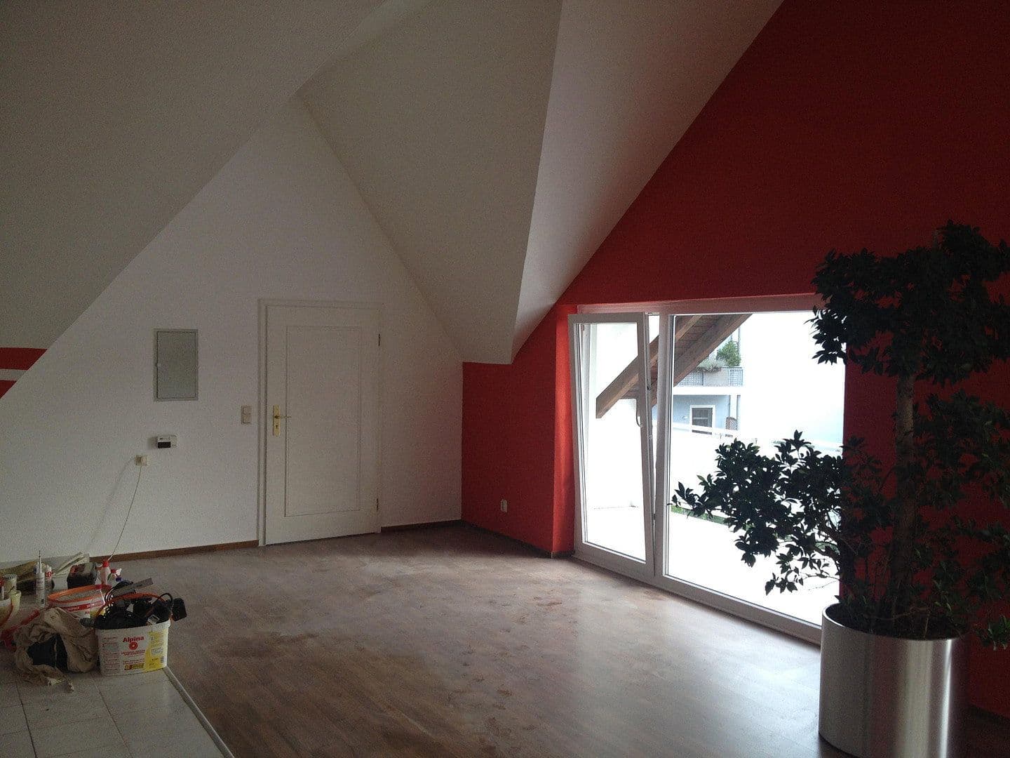Prenájom bytu 3-izbový 120 m², Gotha, Durínsko Prenájom bytu 3-izbový 120 m², Gotha, Durínsko
