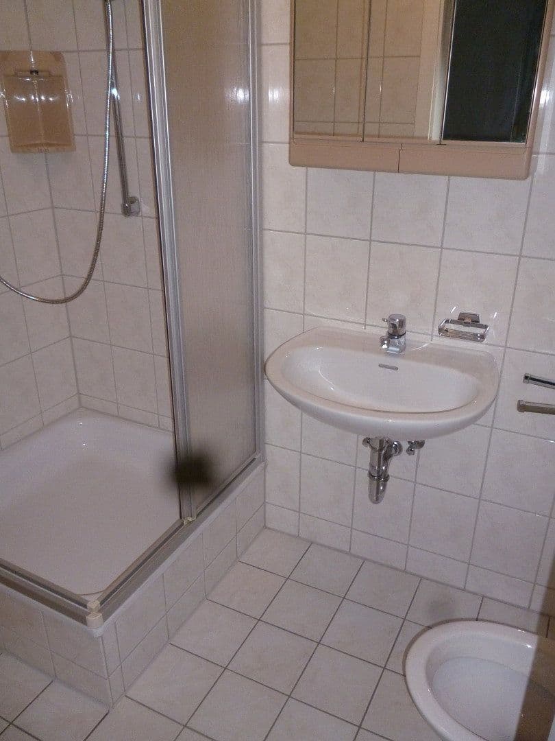 Prenájom bytu 3-izbový 120 m², Gotha, Durínsko Prenájom bytu 3-izbový 120 m², Gotha, Durínsko