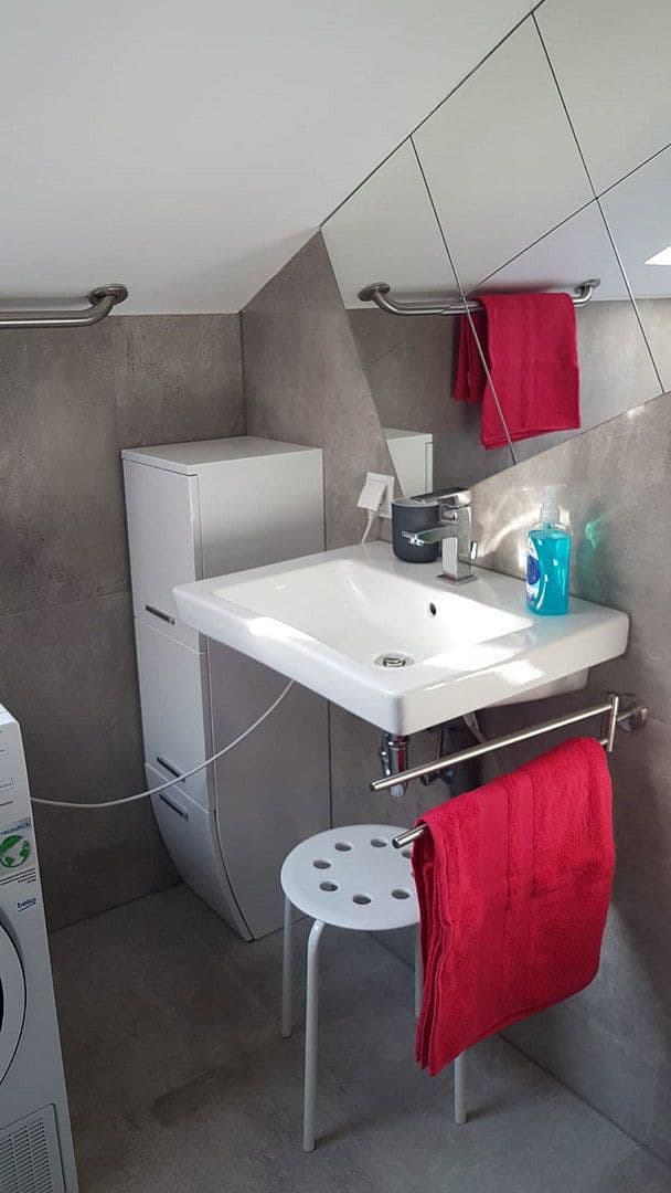 Prenájom bytu 3-izbový 86 m², Wilgartswiesen, Porýnie-Falcko Prenájom bytu 3-izbový 86 m², Wilgartswiesen, Porýnie-Falcko