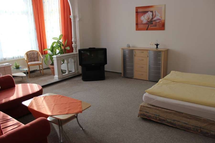 Predaj domu 420 m², pozemok 1.188 m², Friedrichstrasse 137a, Wernigerode, Sasko-Anhaltsko Predaj domu 420 m², pozemok 1.188 m², Friedrichstrasse 137a, Wernigerode, Sasko-Anhaltsko