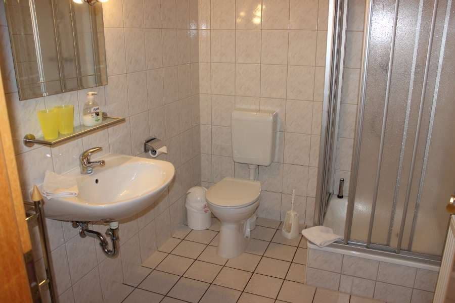 Predaj domu 420 m², pozemok 1.188 m², Friedrichstrasse 137a, Wernigerode, Sasko-Anhaltsko Predaj domu 420 m², pozemok 1.188 m², Friedrichstrasse 137a, Wernigerode, Sasko-Anhaltsko