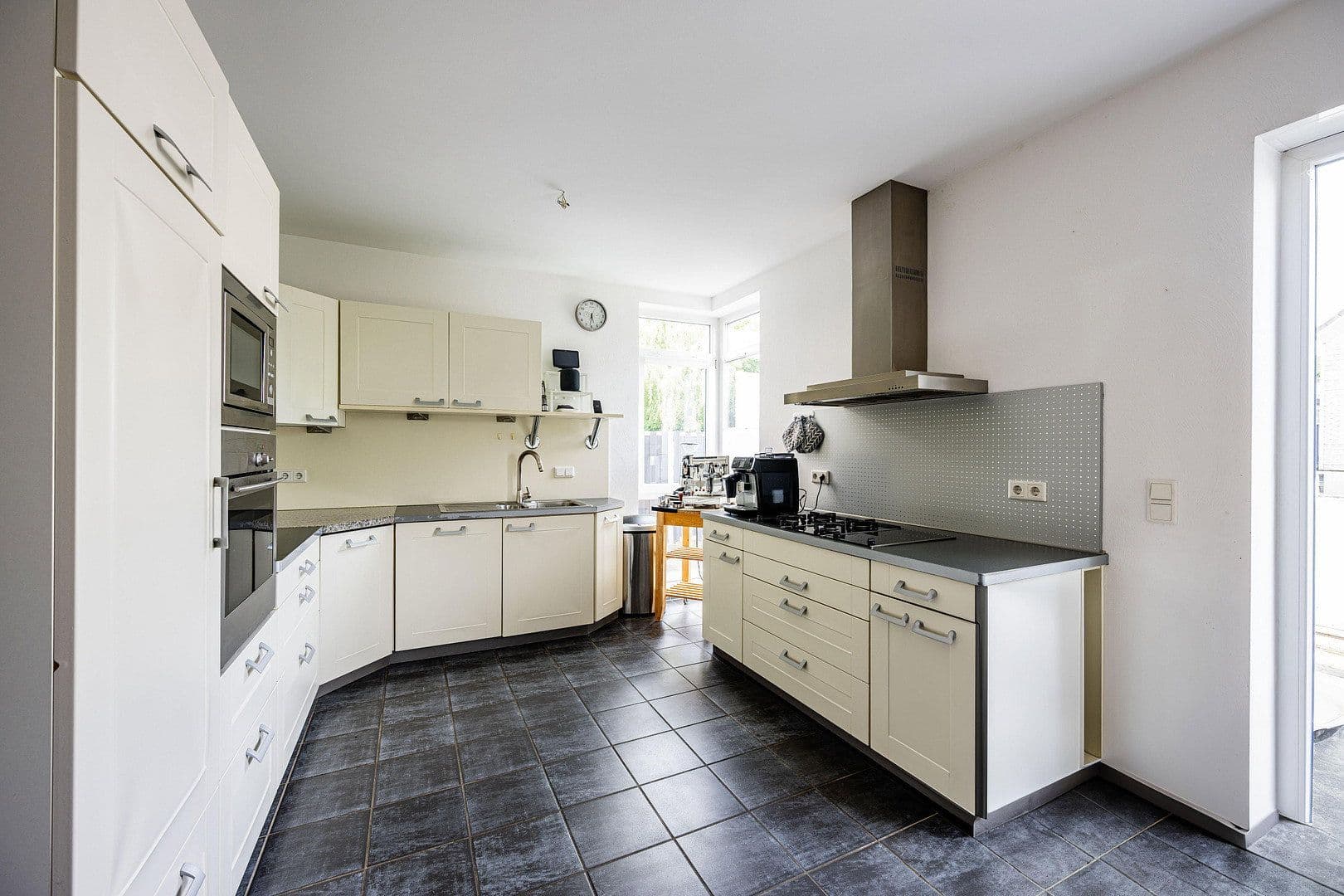 Predaj domu 173 m², pozemok 284 m², Solingen, Severné Porýnie - Westfálsko Predaj domu 173 m², pozemok 284 m², Solingen, Severné Porýnie - Westfálsko