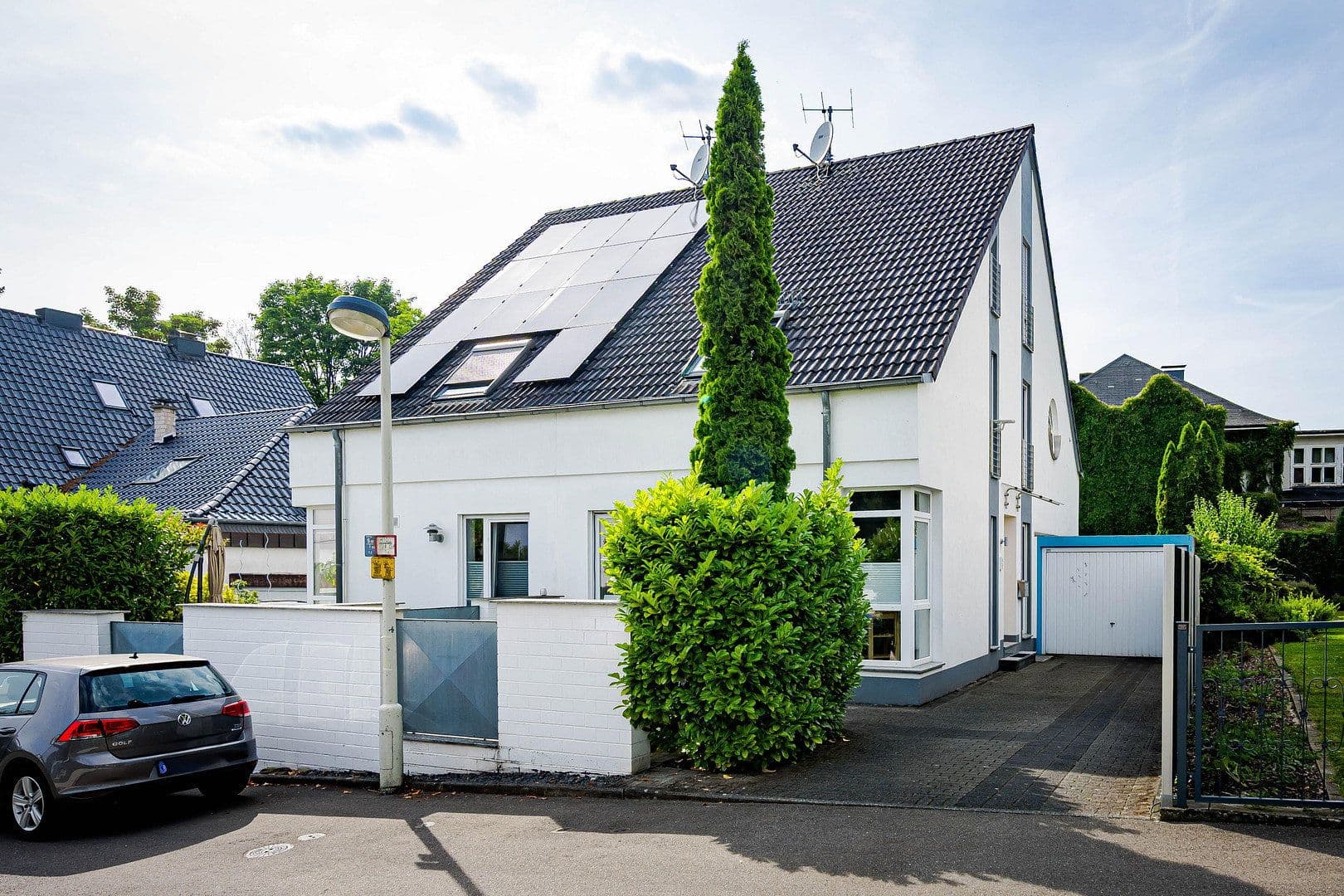 Predaj domu 173 m², pozemok 284 m², Solingen, Severné Porýnie - Westfálsko Predaj domu 173 m², pozemok 284 m², Solingen, Severné Porýnie - Westfálsko