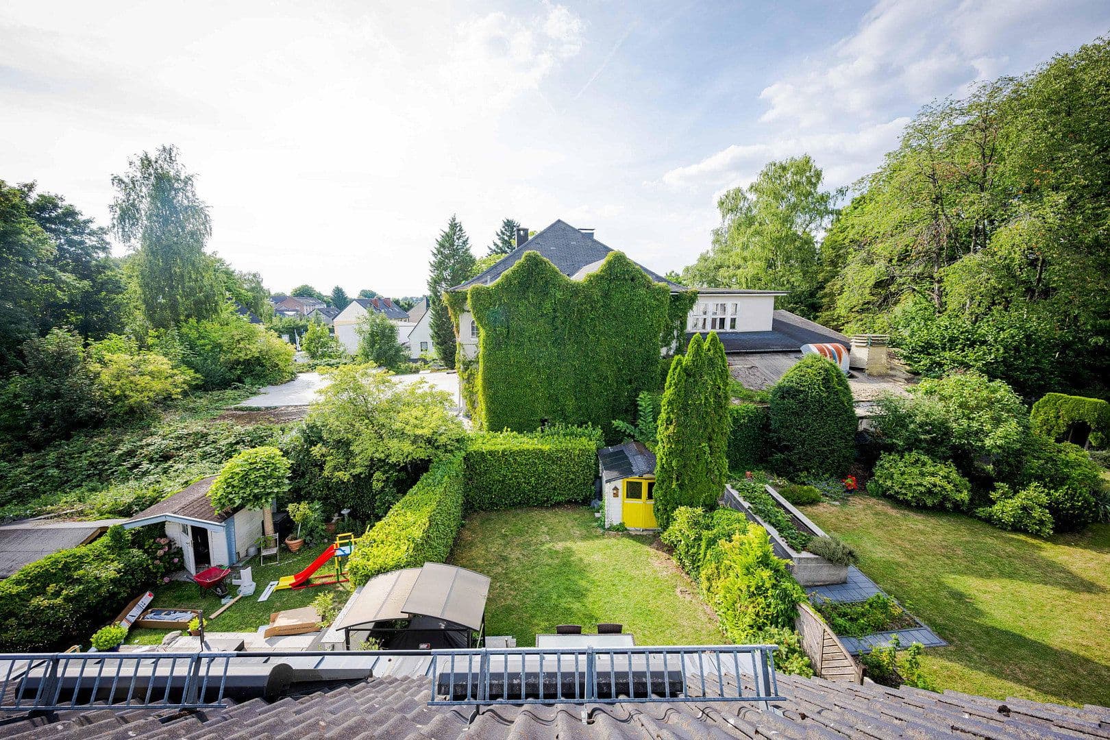 Predaj domu 173 m², pozemok 284 m², Solingen, Severné Porýnie - Westfálsko Predaj domu 173 m², pozemok 284 m², Solingen, Severné Porýnie - Westfálsko