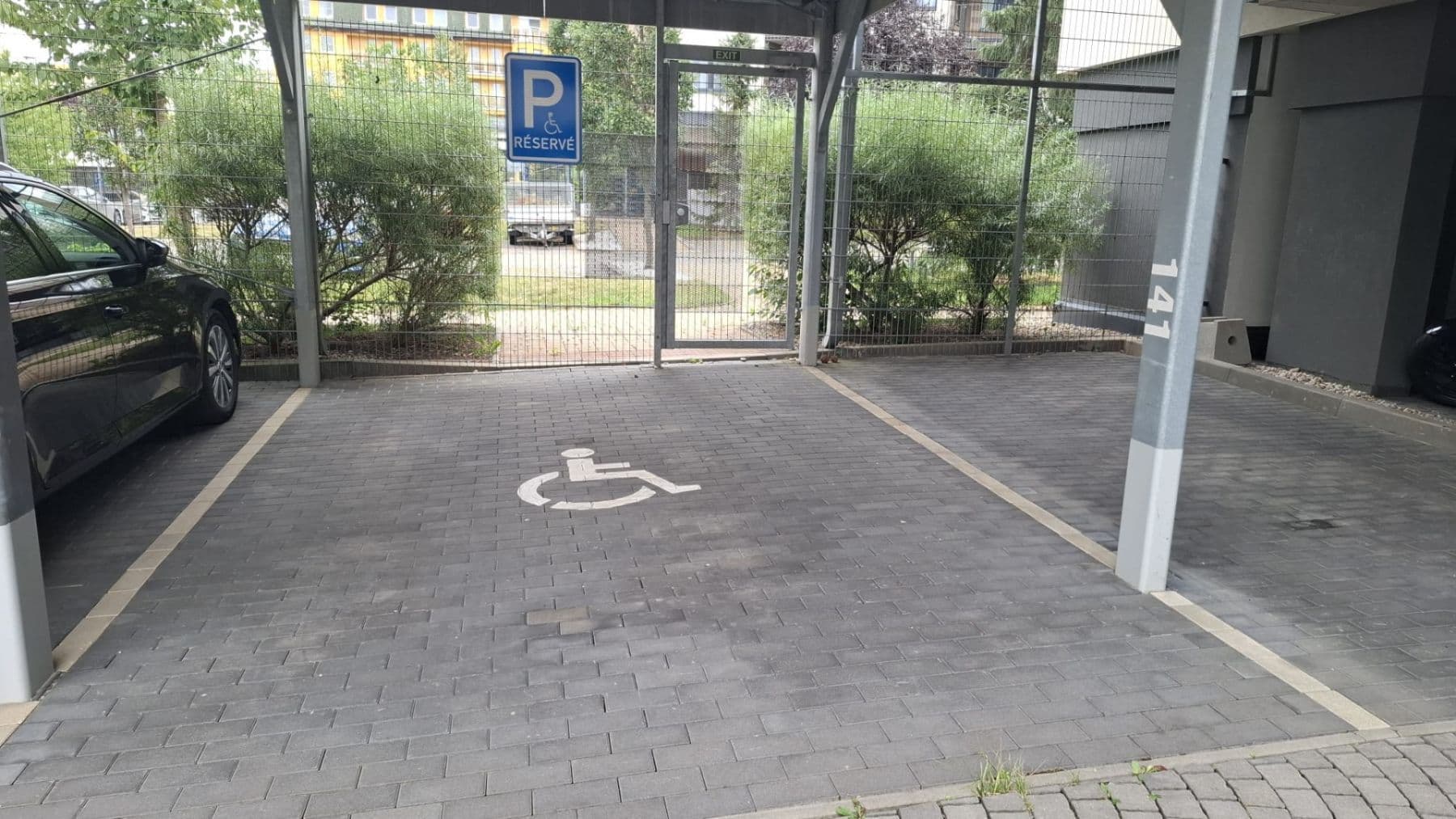 Prenájom bytu 2-izbový 52 m², Hugo Haase, Praha, Praha Prenájom bytu 2-izbový 52 m², Hugo Haase, Praha, Praha