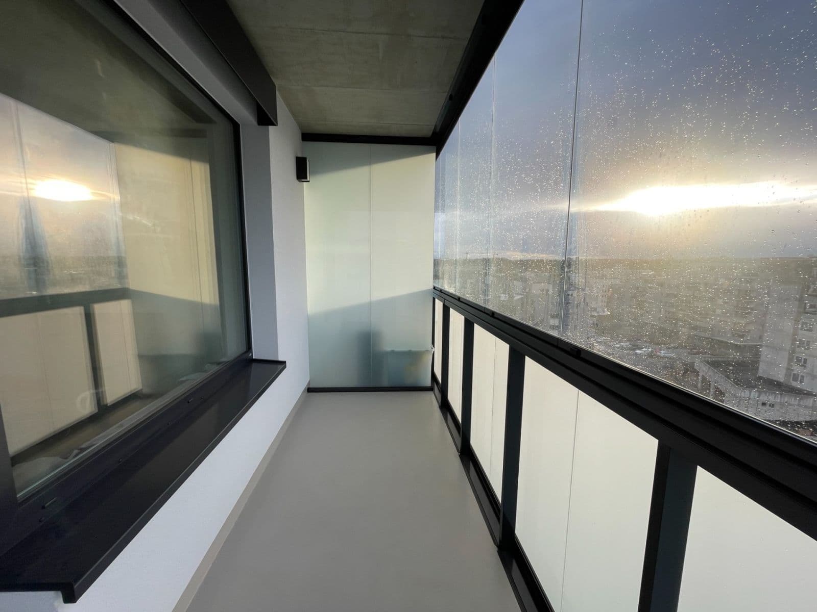 Prenájom bytu 1-izbový 32 m², Laponská, Praha, Praha Prenájom bytu 1-izbový 32 m², Laponská, Praha, Praha