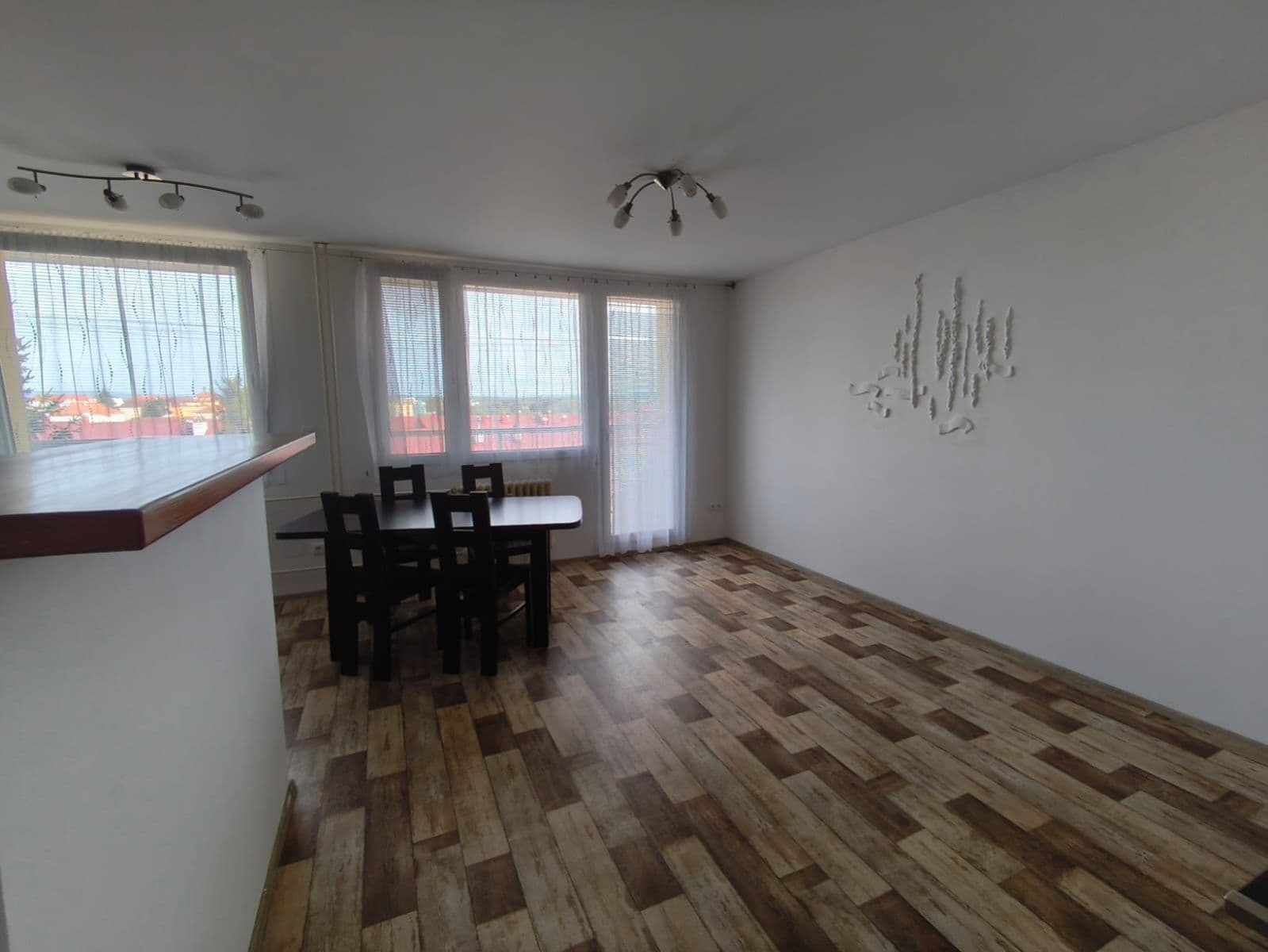 Prenájom bytu 4-izbový 84 m², Žitenická, Čáslav, Středočeský kraj Prenájom bytu 4-izbový 84 m², Žitenická, Čáslav, Středočeský kraj