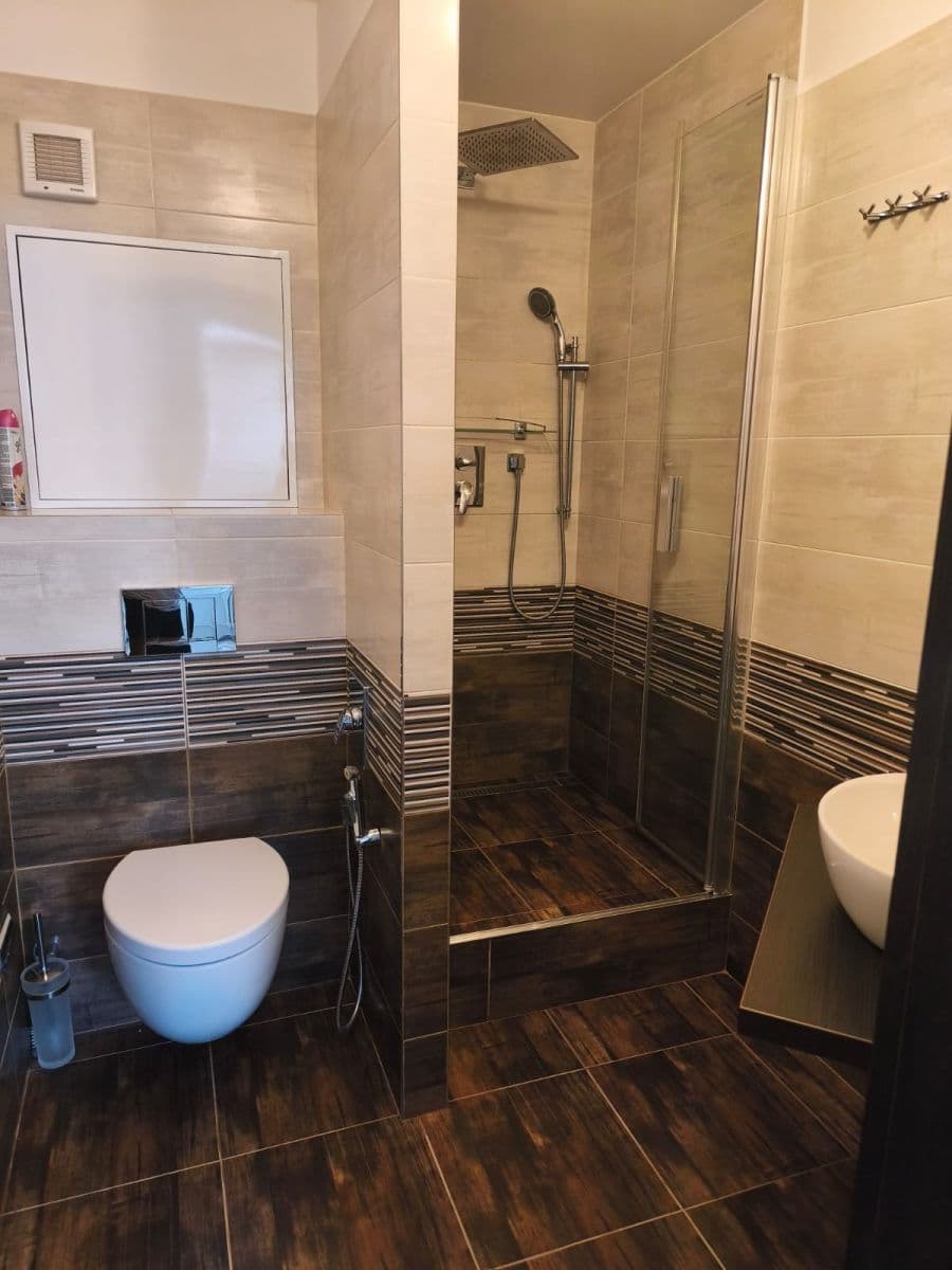 Prenájom bytu 4-izbový 84 m², Žitenická, Čáslav, Středočeský kraj Prenájom bytu 4-izbový 84 m², Žitenická, Čáslav, Středočeský kraj