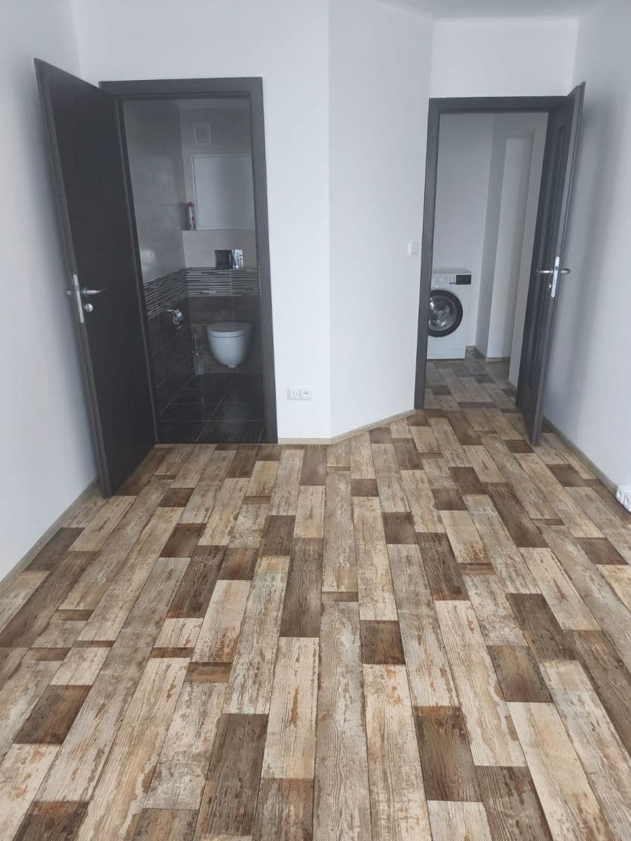 Prenájom bytu 4-izbový 84 m², Žitenická, Čáslav, Středočeský kraj Prenájom bytu 4-izbový 84 m², Žitenická, Čáslav, Středočeský kraj