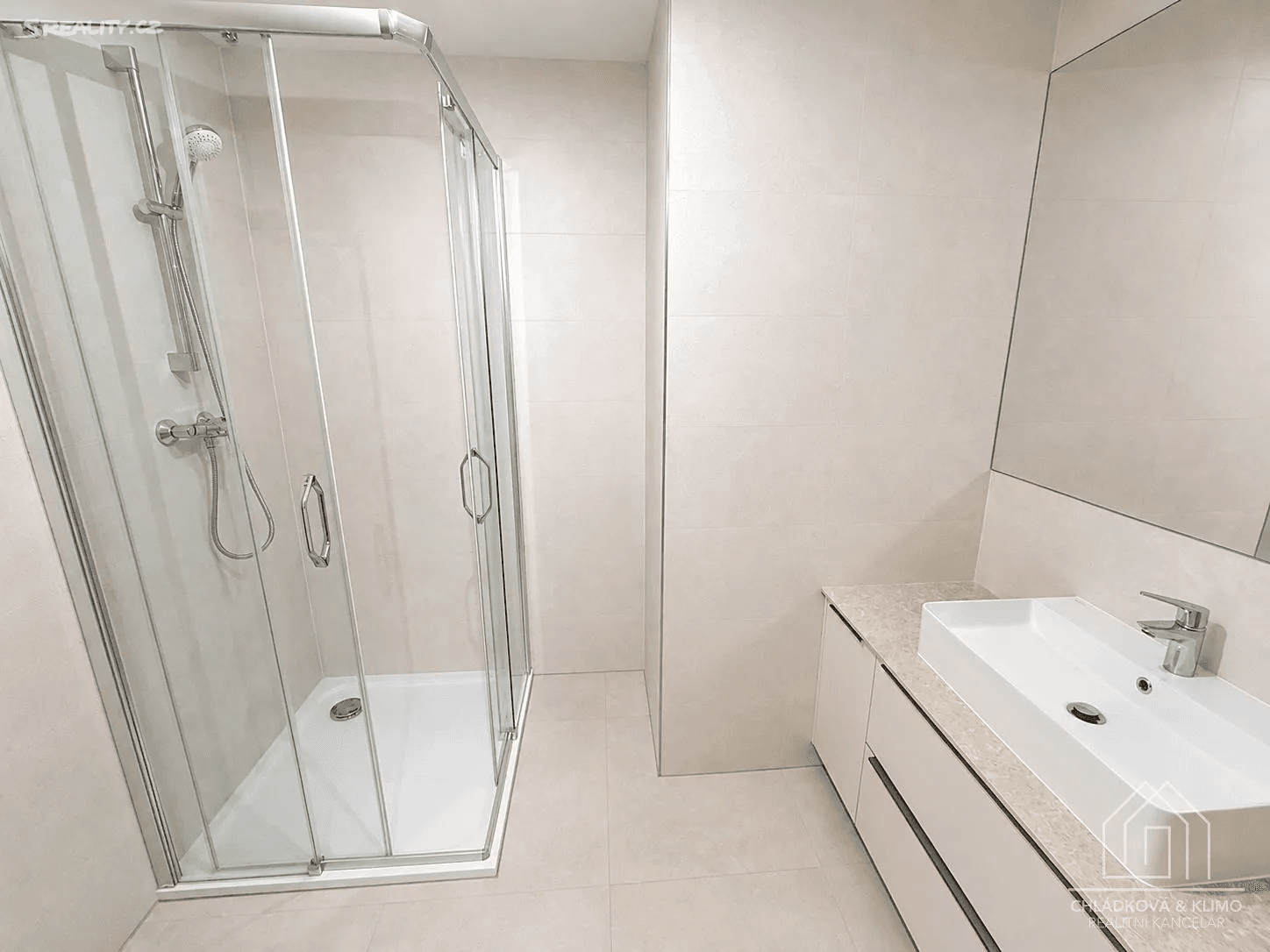 Prenájom bytu 1-izbový 49 m², Cukerní, Praha, Praha Prenájom bytu 1-izbový 49 m², Cukerní, Praha, Praha