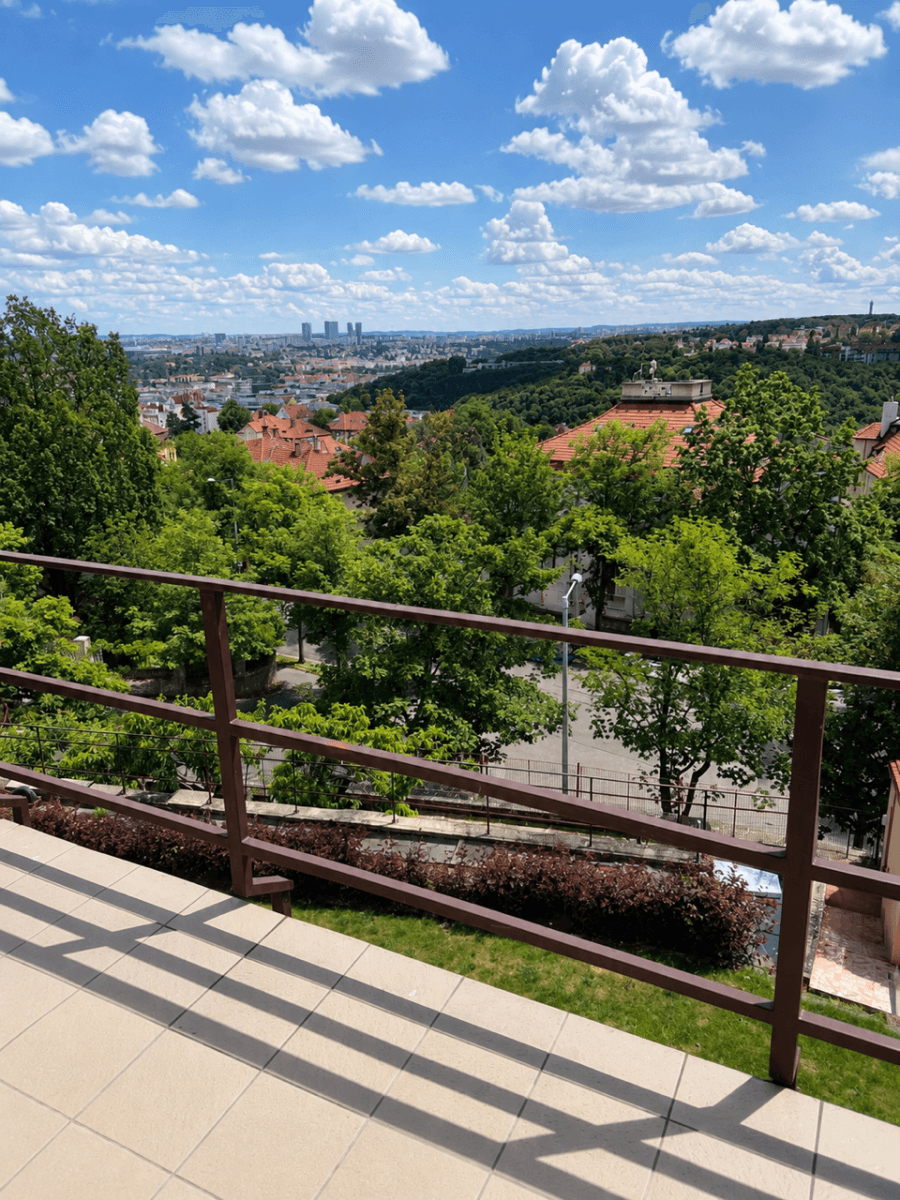 Prenájom bytu 4-izbový 110 m², U Plátenice, Praha, Praha Prenájom bytu 4-izbový 110 m², U Plátenice, Praha, Praha