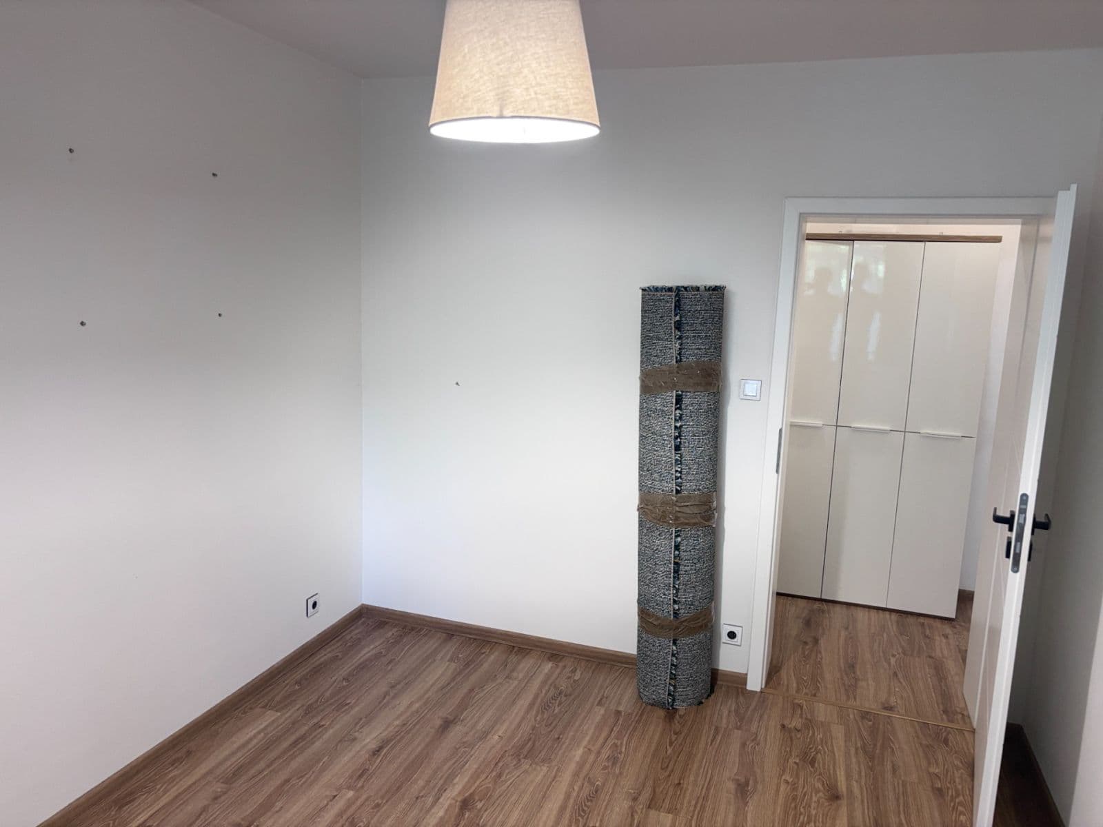 Prenájom bytu 3-izbový 75 m², Šrobárova, Ostrava, Moravskoslezský kraj Prenájom bytu 3-izbový 75 m², Šrobárova, Ostrava, Moravskoslezský kraj