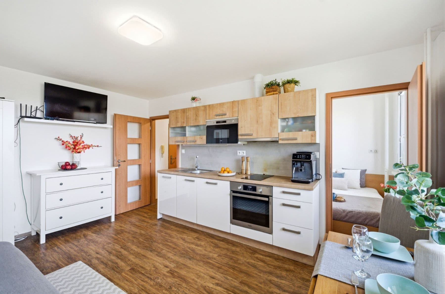 Prenájom bytu 2-izbový 33 m², Písečná, Praha, Praha Prenájom bytu 2-izbový 33 m², Písečná, Praha, Praha