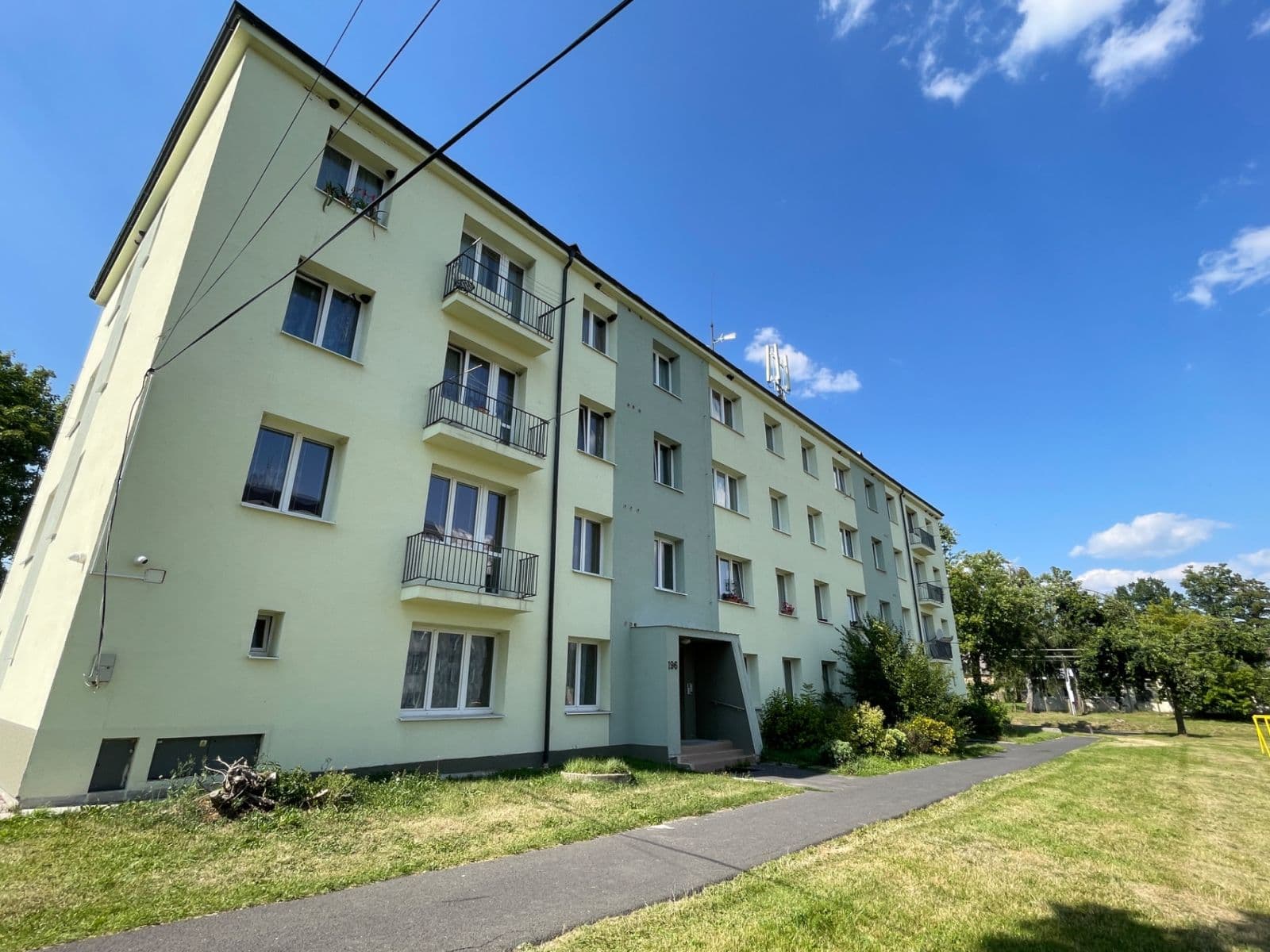 Prenájom bytu 3-izbový 59 m², Nová Ves, Karlovarský kraj Prenájom bytu 3-izbový 59 m², Nová Ves, Karlovarský kraj