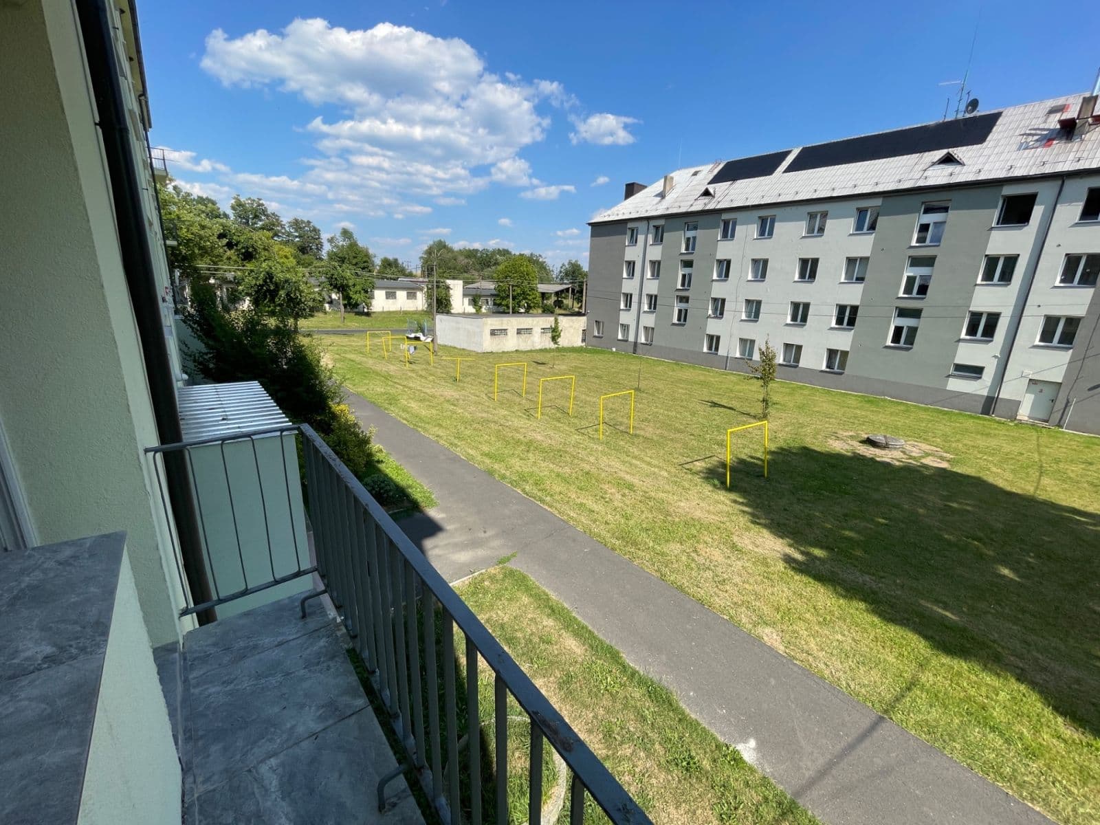 Prenájom bytu 3-izbový 59 m², Nová Ves, Karlovarský kraj Prenájom bytu 3-izbový 59 m², Nová Ves, Karlovarský kraj