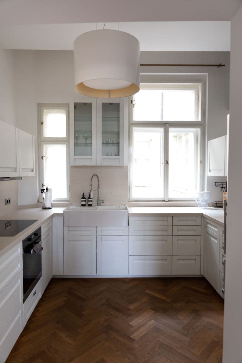 Prenájom bytu 3-izbový 112 m², Štěpánská, Praha, Praha Prenájom bytu 3-izbový 112 m², Štěpánská, Praha, Praha