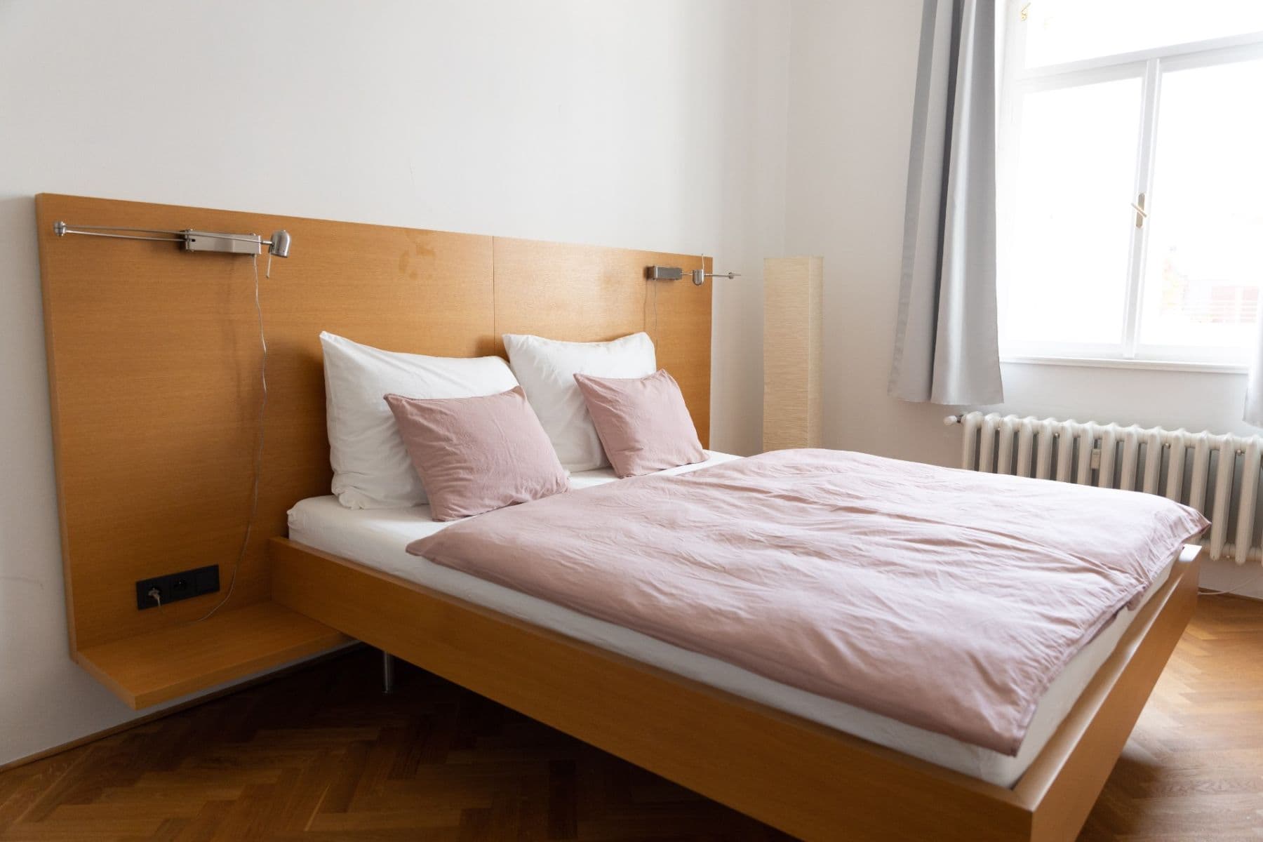 Prenájom bytu 3-izbový 112 m², Štěpánská, Praha, Praha Prenájom bytu 3-izbový 112 m², Štěpánská, Praha, Praha