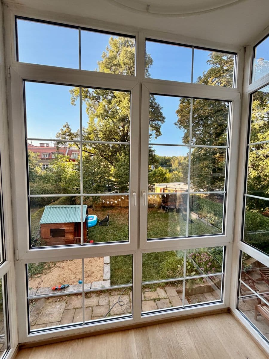 Prenájom bytu 3-izbový 105 m², České družiny, Praha, Praha Prenájom bytu 3-izbový 105 m², České družiny, Praha, Praha