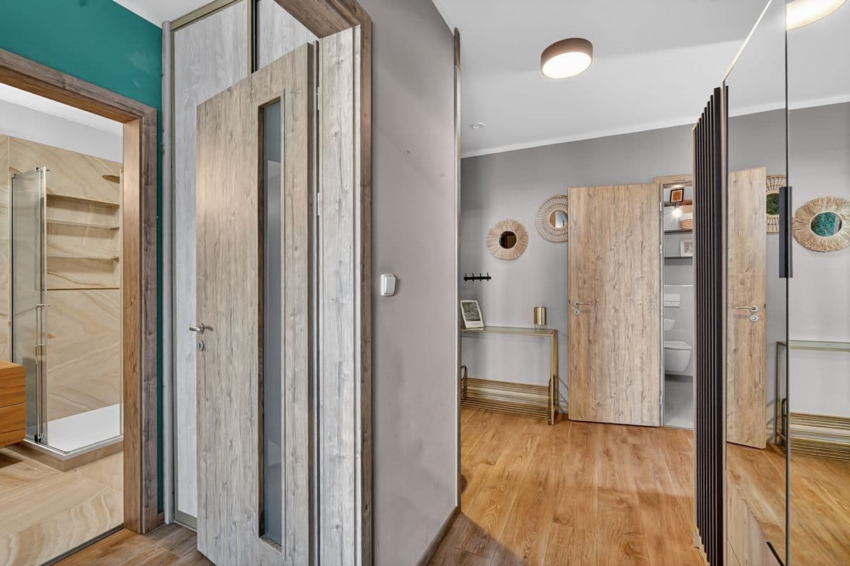 Predaj bytu 4-izbový 122 m², Ferrariho, Praha, Praha Predaj bytu 4-izbový 122 m², Ferrariho, Praha, Praha