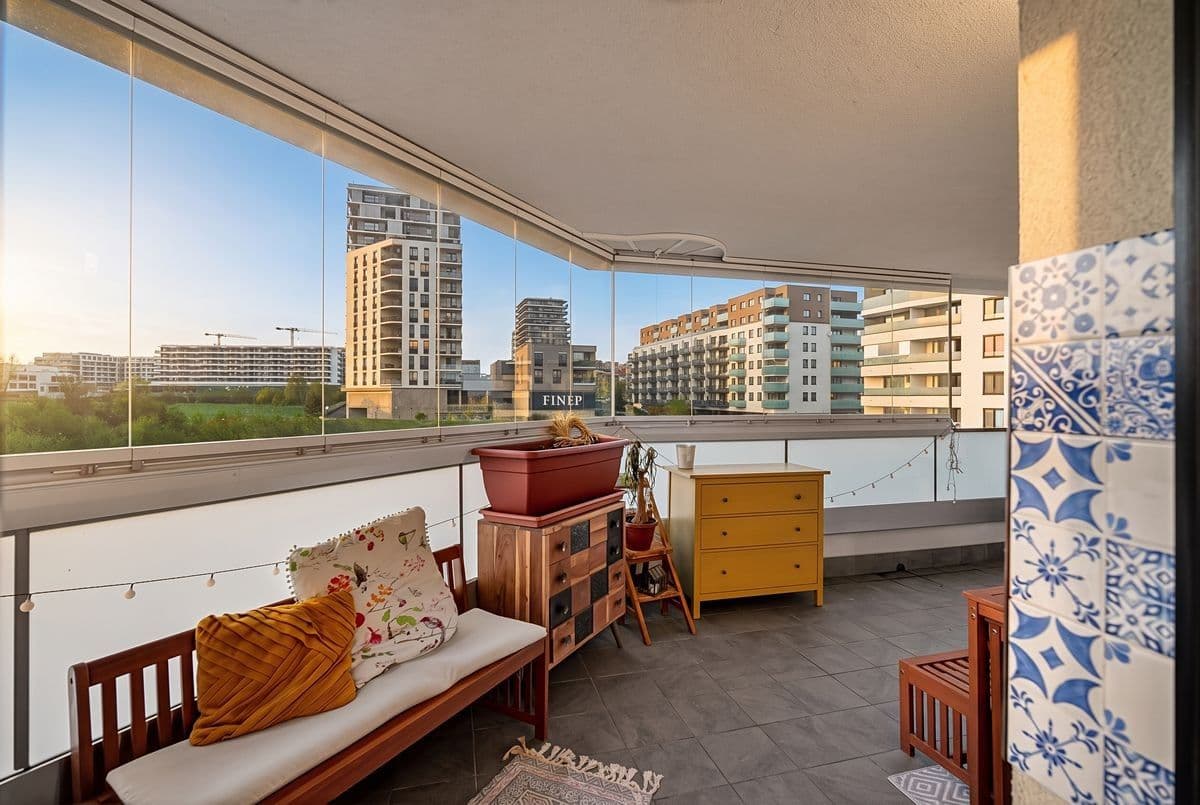 Predaj bytu 4-izbový 122 m², Ferrariho, Praha, Praha Predaj bytu 4-izbový 122 m², Ferrariho, Praha, Praha