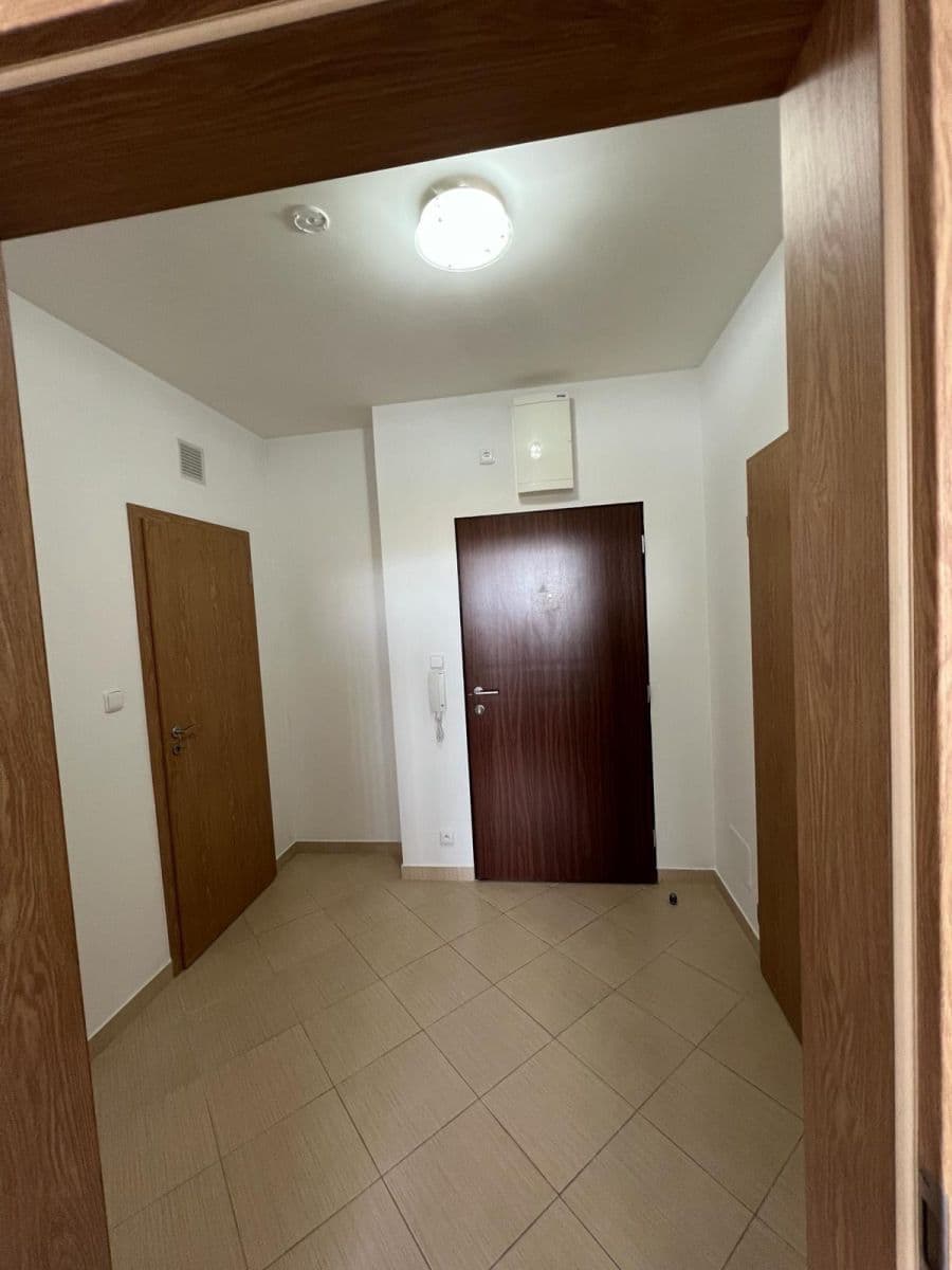 Prenájom bytu 2-izbový 55 m², Pod Harfou, Praha, Praha Prenájom bytu 2-izbový 55 m², Pod Harfou, Praha, Praha