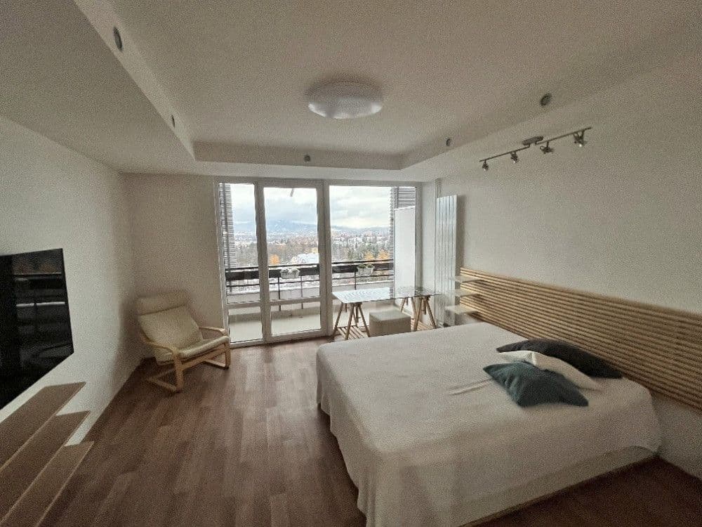 Prenájom bytu 1-izbový 33 m², Sosnová, Liberec, Liberecký kraj Prenájom bytu 1-izbový 33 m², Sosnová, Liberec, Liberecký kraj