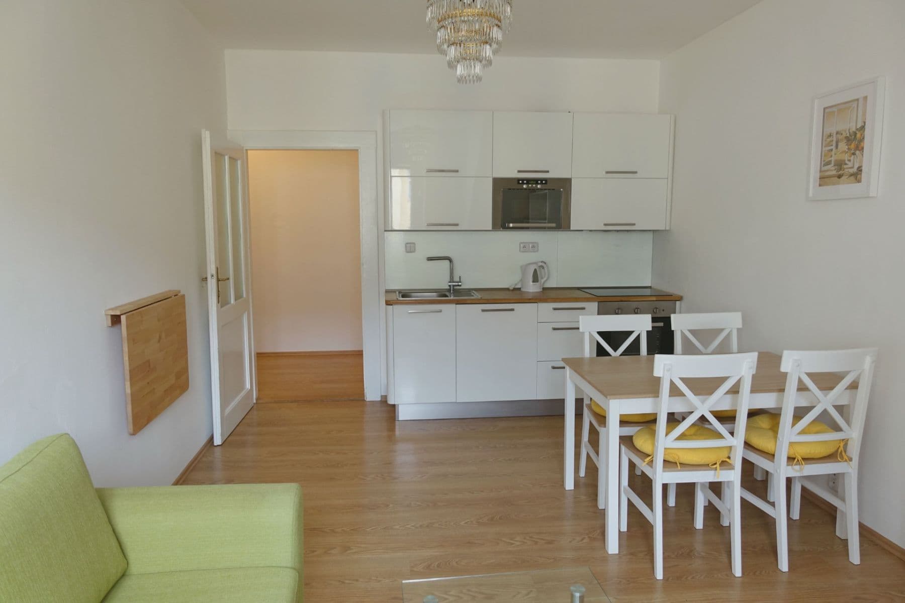 Prenájom bytu 2-izbový 45 m², Družnosti, Praha, Praha Prenájom bytu 2-izbový 45 m², Družnosti, Praha, Praha