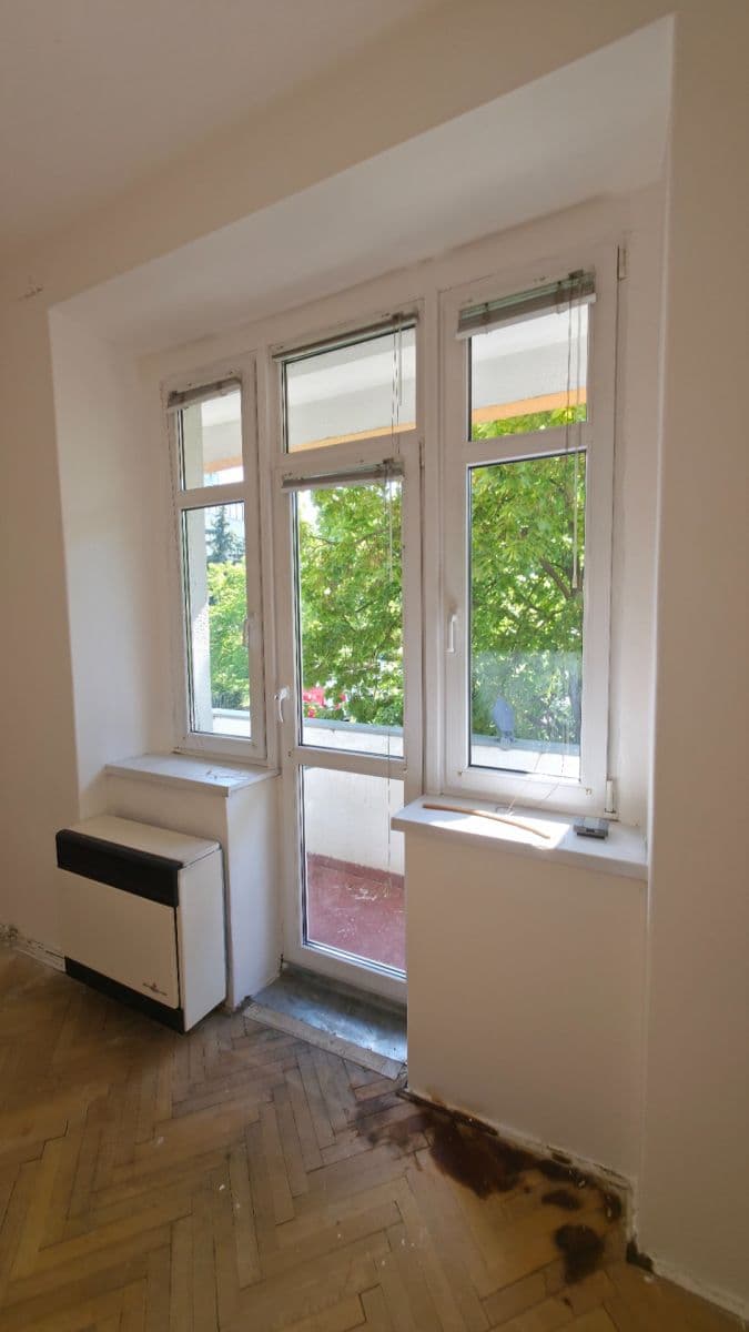 Predaj bytu 3-izbový 80 m², Prouzova, Praha, Praha Predaj bytu 3-izbový 80 m², Prouzova, Praha, Praha