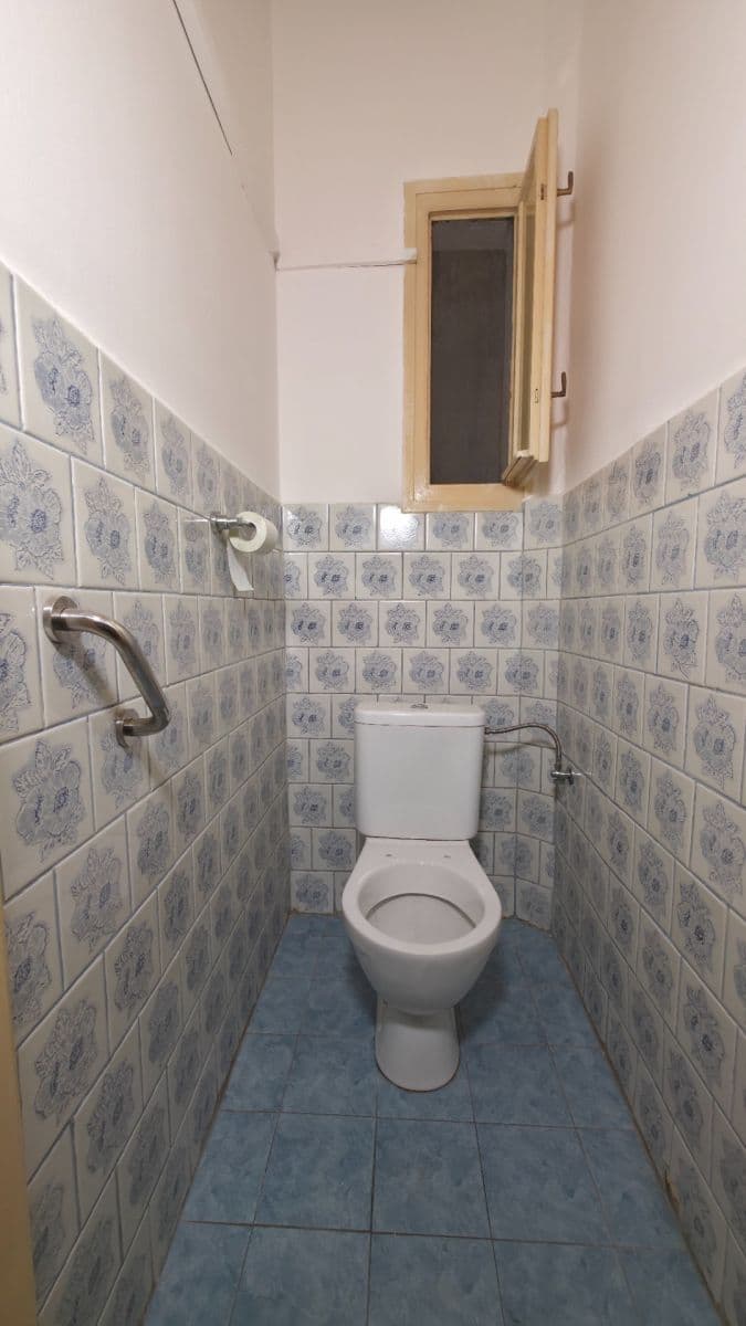Predaj bytu 3-izbový 80 m², Prouzova, Praha, Praha Predaj bytu 3-izbový 80 m², Prouzova, Praha, Praha