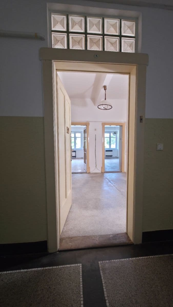Predaj bytu 3-izbový 80 m², Prouzova, Praha, Praha Predaj bytu 3-izbový 80 m², Prouzova, Praha, Praha