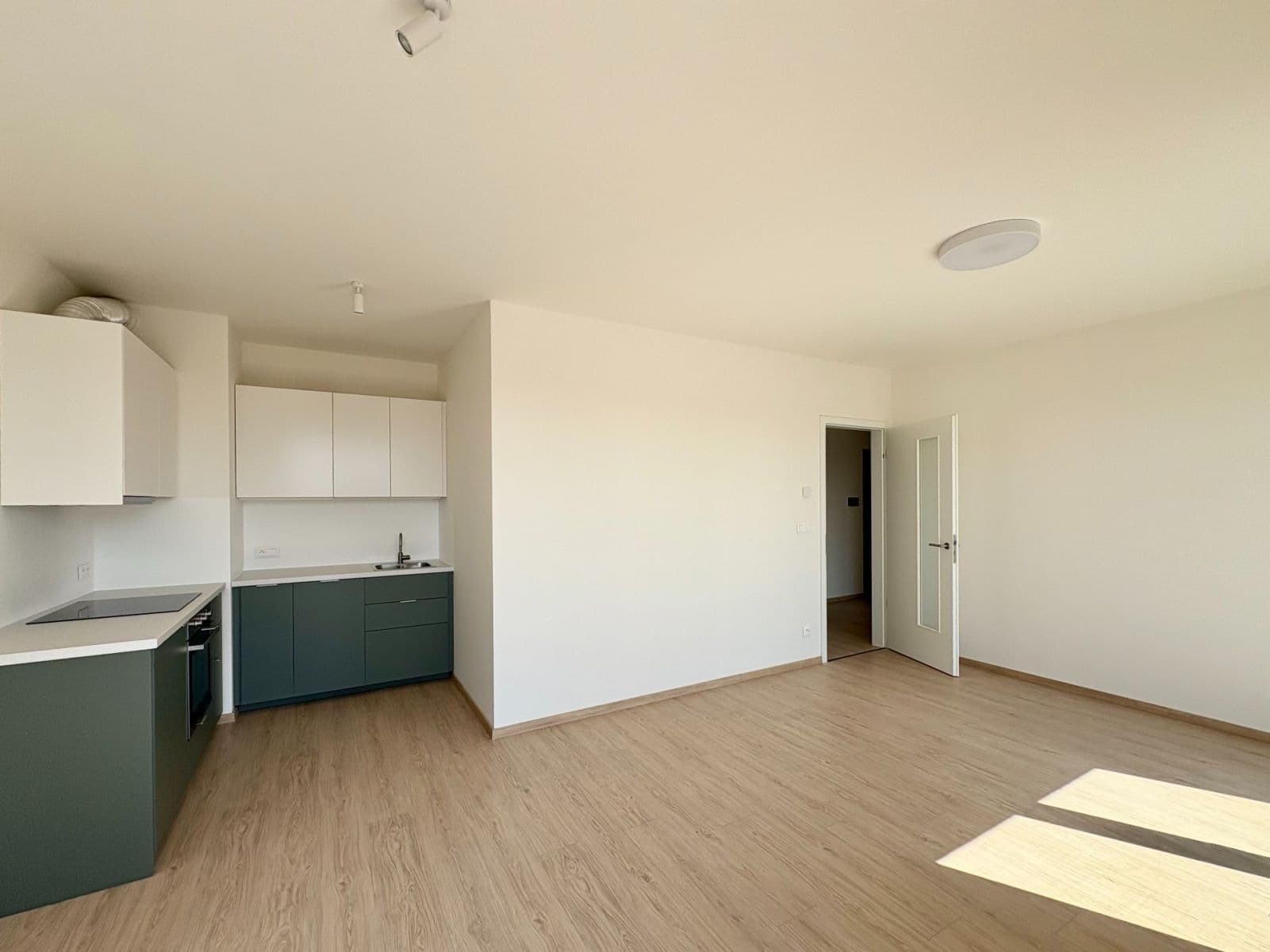 Prenájom bytu 2-izbový 46 m², Haenkeho, Praha, Praha Prenájom bytu 2-izbový 46 m², Haenkeho, Praha, Praha