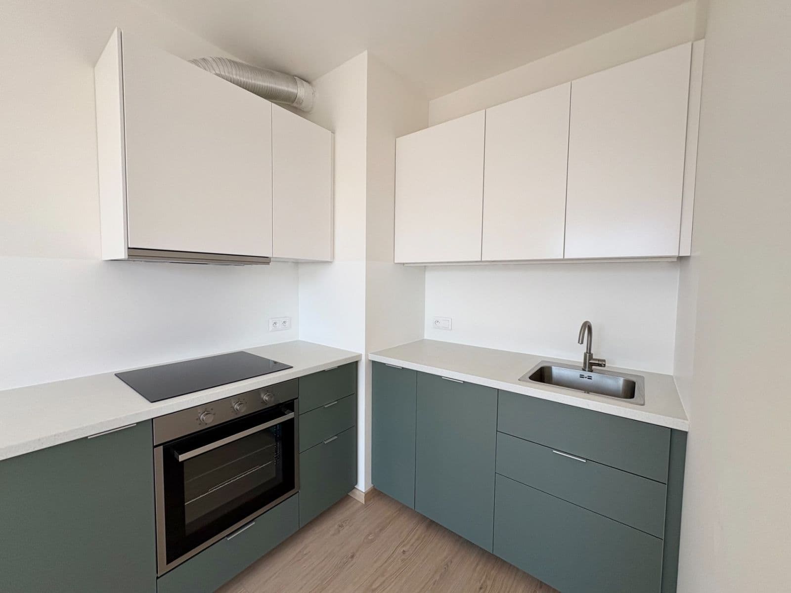 Prenájom bytu 2-izbový 46 m², Haenkeho, Praha, Praha Prenájom bytu 2-izbový 46 m², Haenkeho, Praha, Praha