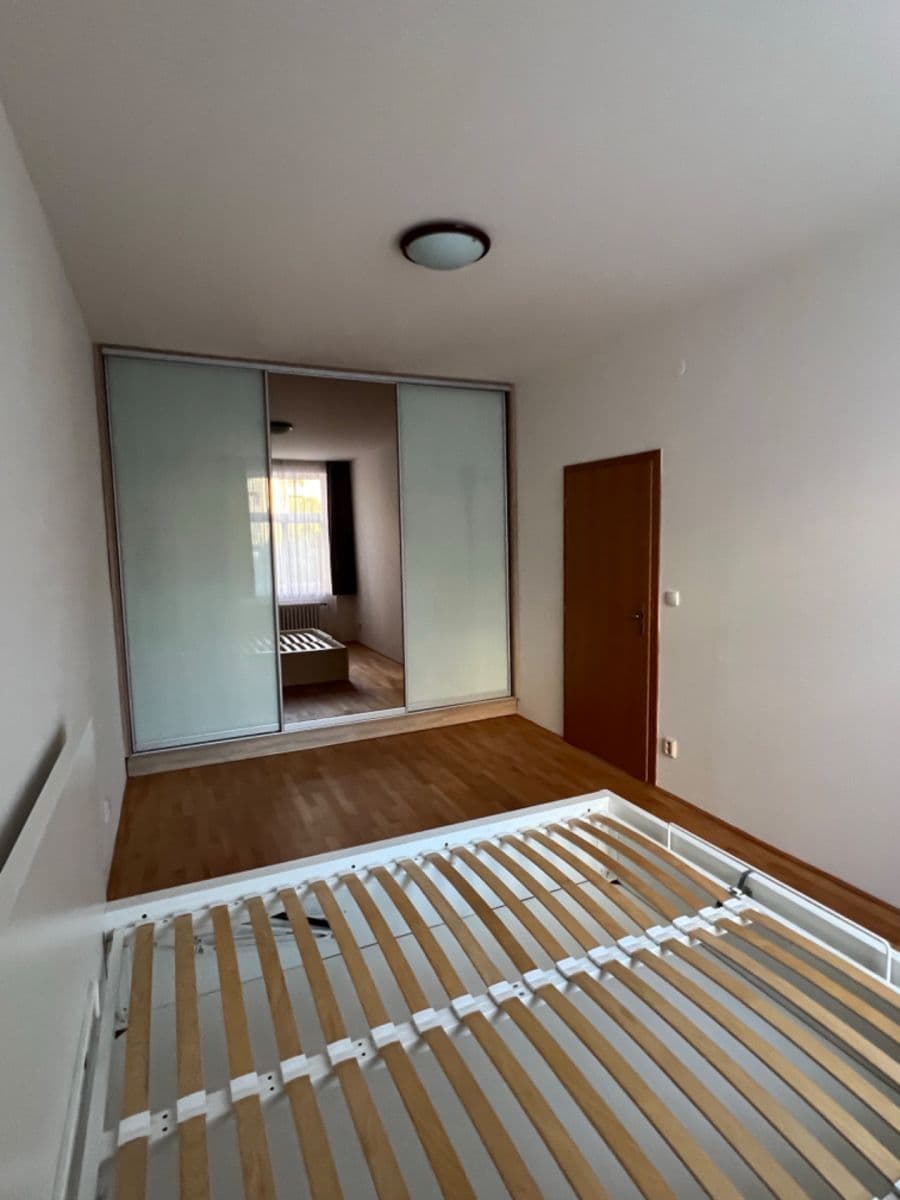 Prenájom bytu 2-izbový 46 m², Rubeška, Praha, Praha Prenájom bytu 2-izbový 46 m², Rubeška, Praha, Praha