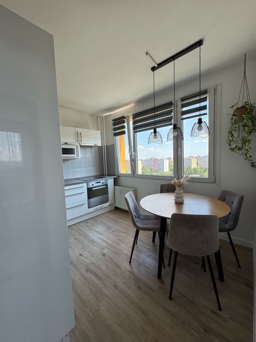 Predaj bytu 3-izbový 75 m², Vavřenova, Praha, Praha Predaj bytu 3-izbový 75 m², Vavřenova, Praha, Praha
