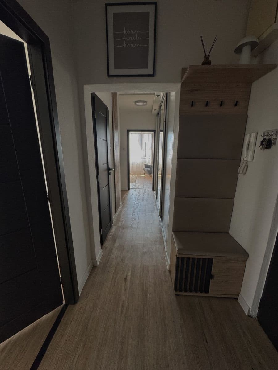 Predaj bytu 3-izbový 75 m², Vavřenova, Praha, Praha Predaj bytu 3-izbový 75 m², Vavřenova, Praha, Praha