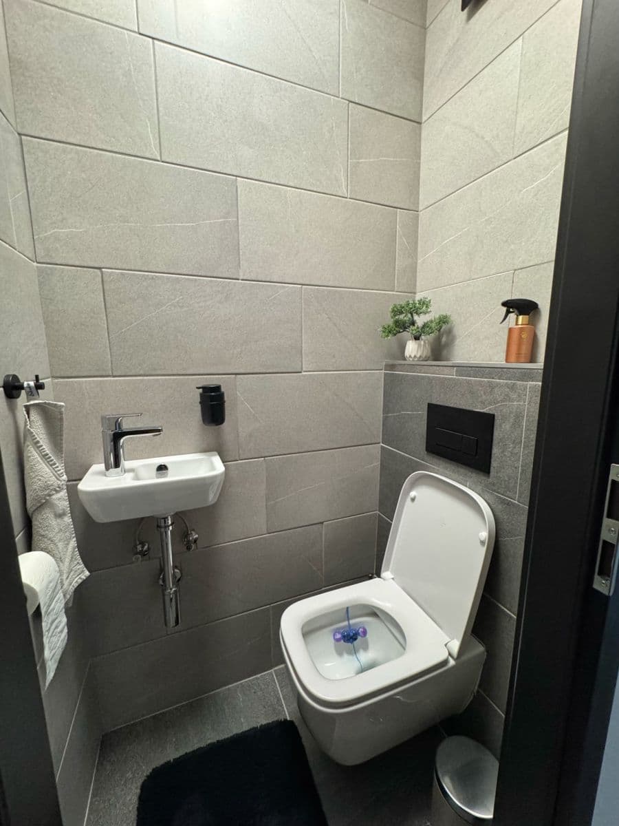 Predaj bytu 3-izbový 75 m², Vavřenova, Praha, Praha Predaj bytu 3-izbový 75 m², Vavřenova, Praha, Praha